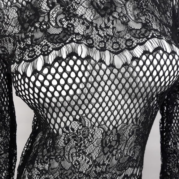 NWT $108 U.S. 8 Bohemian Bodysuit Black Sheer Lace Upper Keyhole Back Layering - Picture 4 of 8